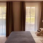 De Molenhoeve לינה וארוחת בוקר וורן