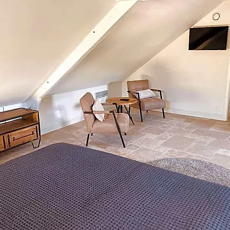 De Molenhoeve 3*