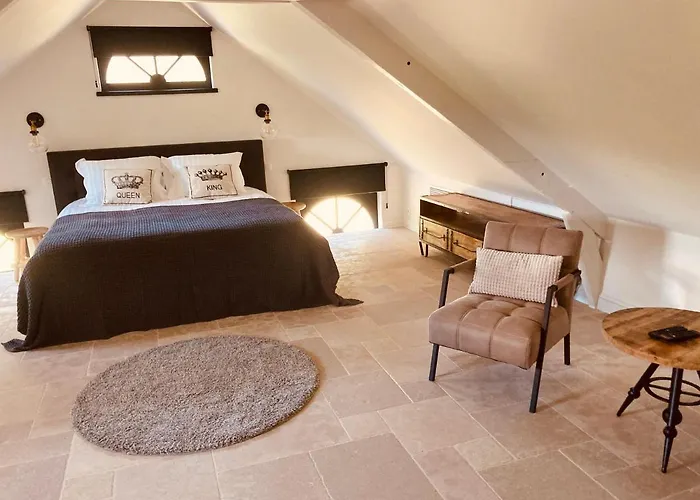 Bed & Breakfast De Molenhoeve 3*