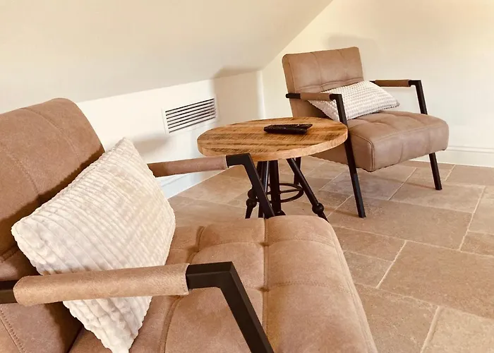 Bed & Breakfast De Molenhoeve 3*